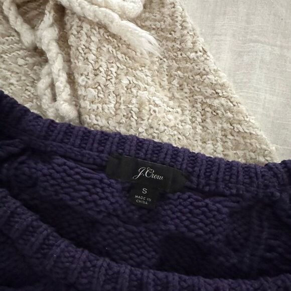 J. Crew Cable Knit Crewneck Sweater Size Small - Picture 6 of 8
